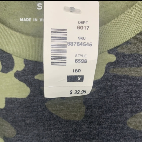 Aeropostale Short Sleeve Camo T Shirt Mens Size Small NWT - Picture 3 of 7